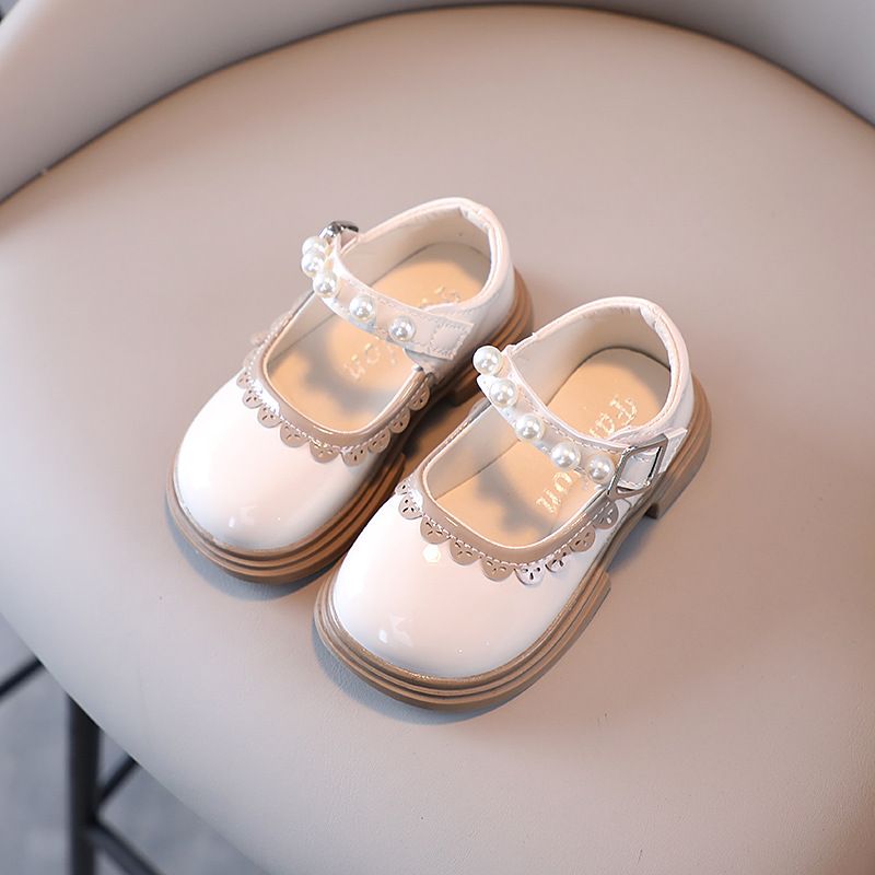 Dropshipping girls' leather shoes 2024 spring and autumn new performance shoes patent leather soft sole princess shoes Korean style girls' shoes_voghion.com