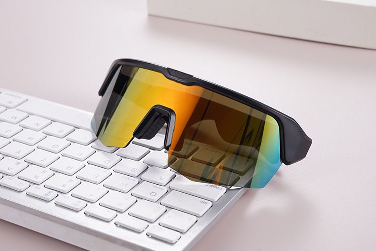 Occhiali sportivi intelligenti con Bluetooth 5.0, protezione UV400, chiamate in vivavoce e musica per ciclismo, escursionismo e corsa (oro/argento)_voghion.com