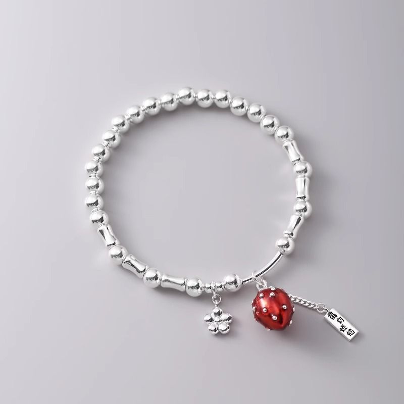 Berry Has Troubles Long per le donne, fatto a mano, con cordino elastico, design a fragola, leggero, di lusso, dolce, di alta qualità, con perline in argento._voghion.com