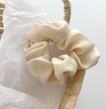 Hot Selling Satin Cranio Intestino East Gate Ins Internet Celebrity Fascia per capelli, Fascia per capelli elegante e semplice_voghion.com