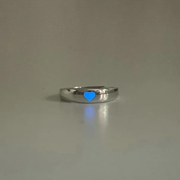 2024 Anello da dito luminoso a forma di cuore, da donna, da uomo, regolabile, per coppie, colore argento, rosa, blu, luce, gioielli per amanti_voghion.com