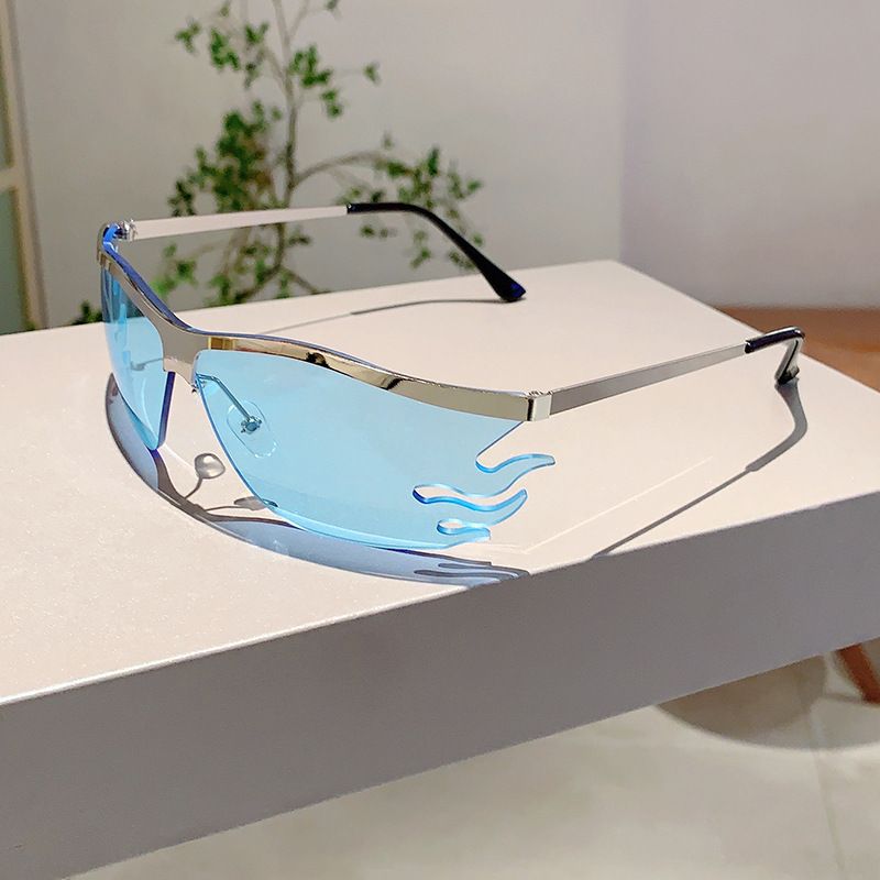 Nuovo sopracciglio personalizzato con montatura fiamma moda senza montatura all'avanguardia trendy versatile sport all'aria aperta occhiali da sole_voghion.com