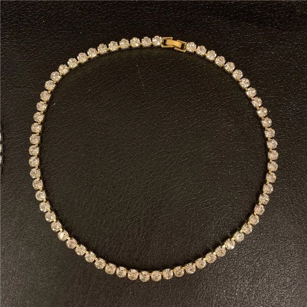 Schmuck-Halskette mit einzelnem Drainage-Diamant, schlichtes und modisches kurzes Schlüsselbein-Halsketten-Accessoire_voghion.com