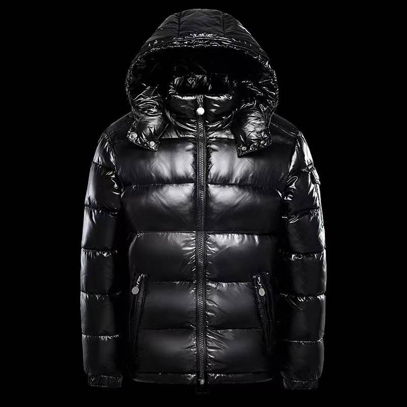 Donsjas Bright Face Trend Korte dikke winterbommenwerper met capuchon Glanzend puffer herenjack_voghion.com