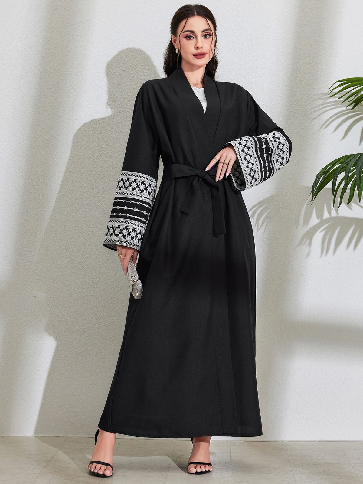 Damenbekleidung Naher Osten Muslimische Mode Elegante Strickjacke Stickerei Gürtel Kleid Tasche Robe_voghion.com