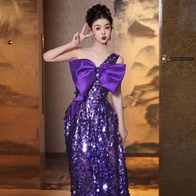 Vêtements pour femmes nouvelle robe de toast de style chinois tempérament de mariée longue robe de fiançailles du matin une épaule nœud violet robe de soirée à paillettes de banquet_voghion.com