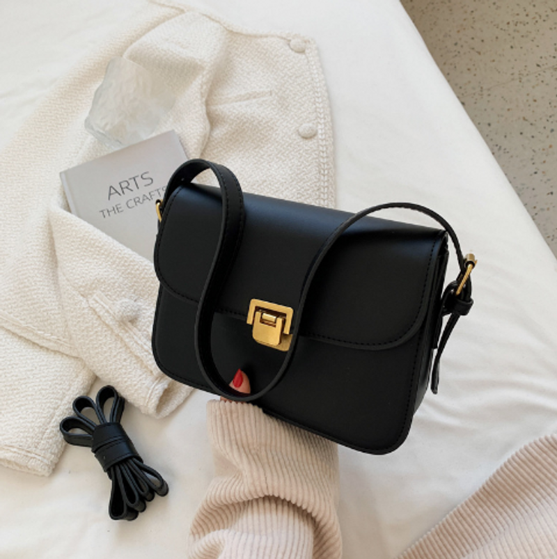 2023 New Fashion Simple Crossbody Bag Retro Foreign Style Shoulder Small Bag_voghion.com