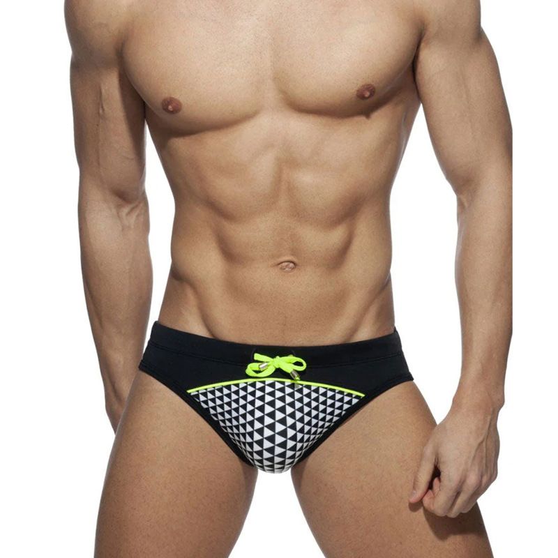 Men's Low-Rise Bikini Swim Briefs - Fashion Checkered Print With Drawstring Waist Youth Trendy Swimwear For Beach & Pool​​_voghion.com