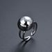 Nuova versione dell'anello a forma di palla semplice e di personalità, regolabile, unisex, con apertura a scatto. Anello da celebrità in rete._voghion.com