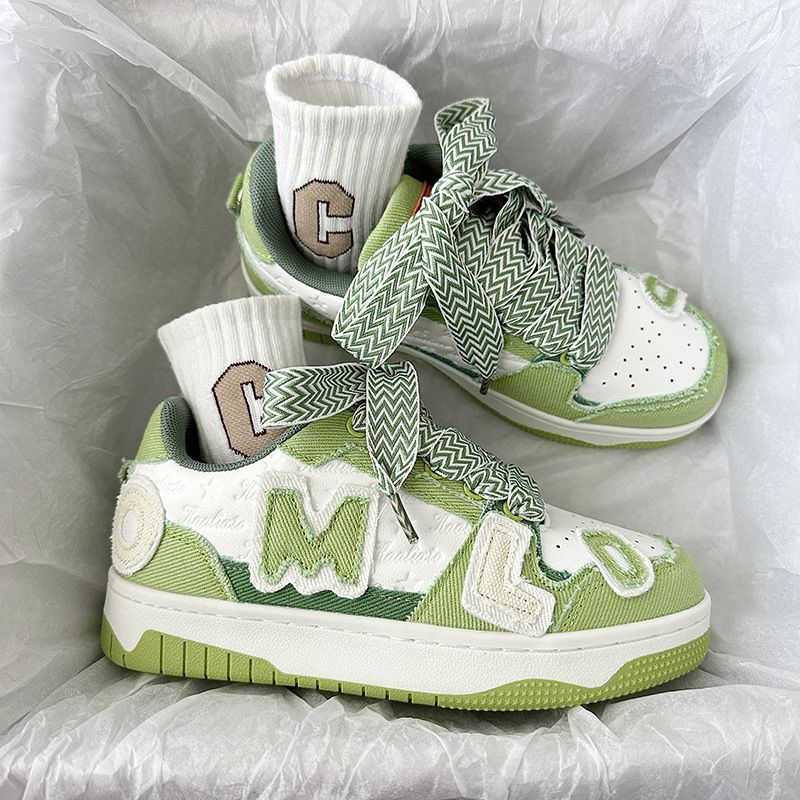 Chic Ins Style Niche Denim Splicing German Training Shoes Chic Letter Design Sneakers For Men And Women_voghion.com