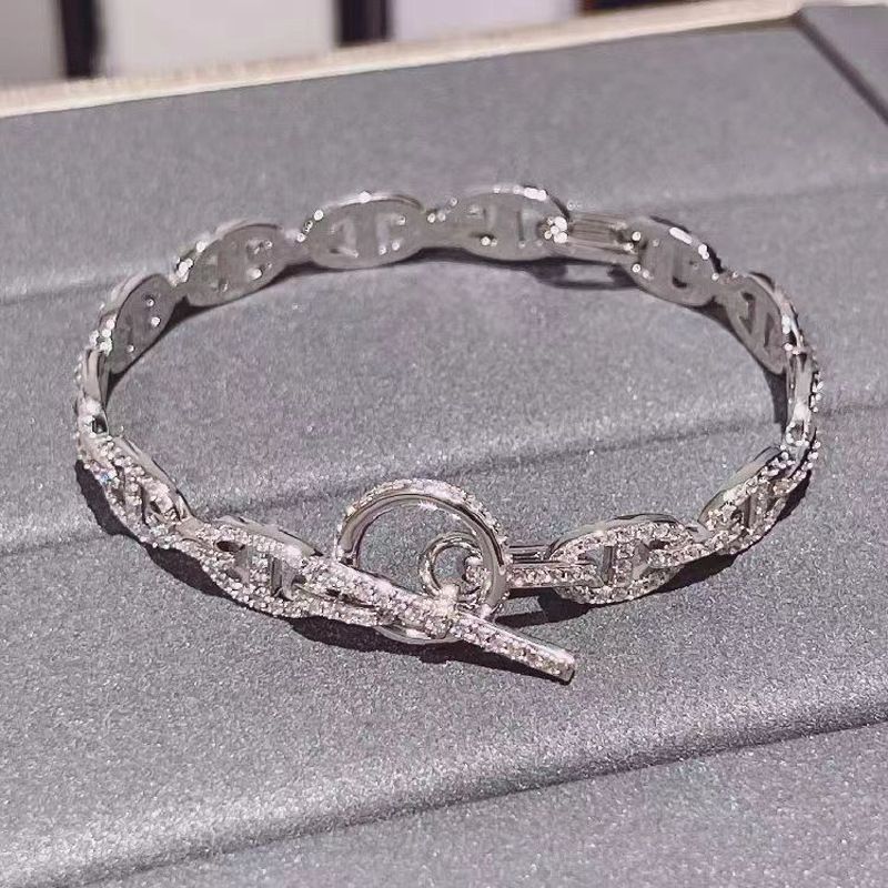 Designer's Seiko Diamond Embedding Exquisite Pig Nose Bracelet Bracelet Full Diamond Female Bracelet Bracelet Bracelet Light Luxury Jewelry_voghion.com