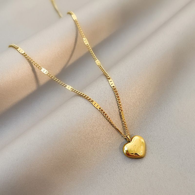 New love heart necklace Internet celebrity same style simple temperament light luxury necklace peach heart clavicle necklace jewelry_voghion.com