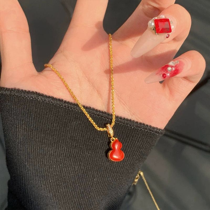 Red Double-Sided Gourd Mother-of-Pearl Necklace New Chinese Style Clasp Pendant Sweater Women Light Luxury High-End_voghion.com