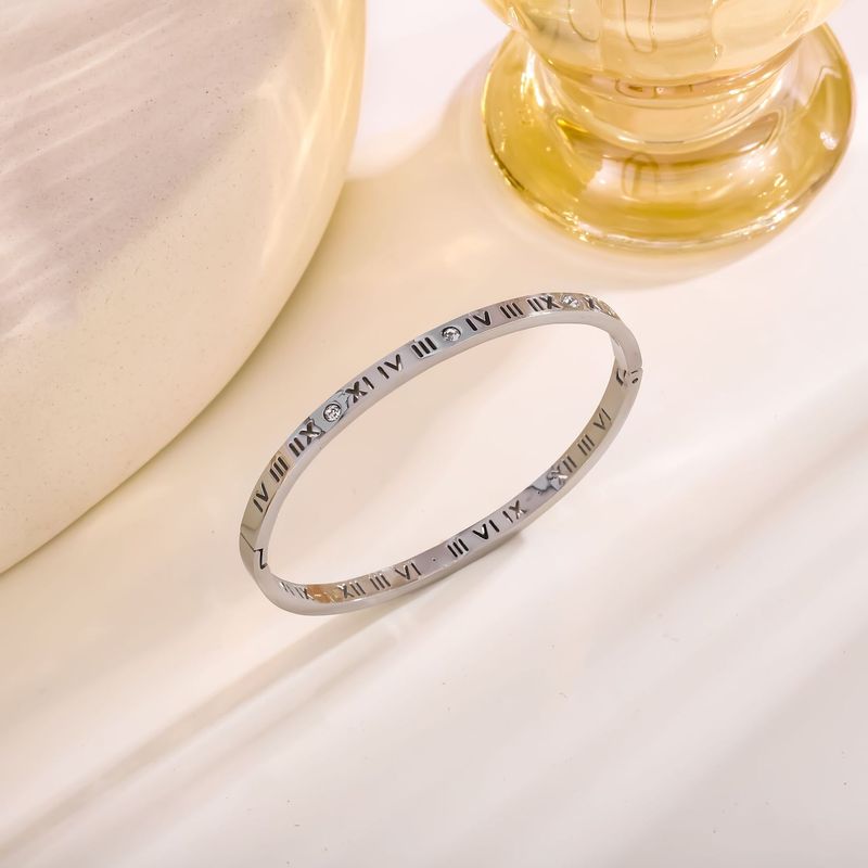 Titan Gold Einfache Römische Ziffern Frauen Edelstahl Intarsien Diamant Hohl Armband_voghion.com