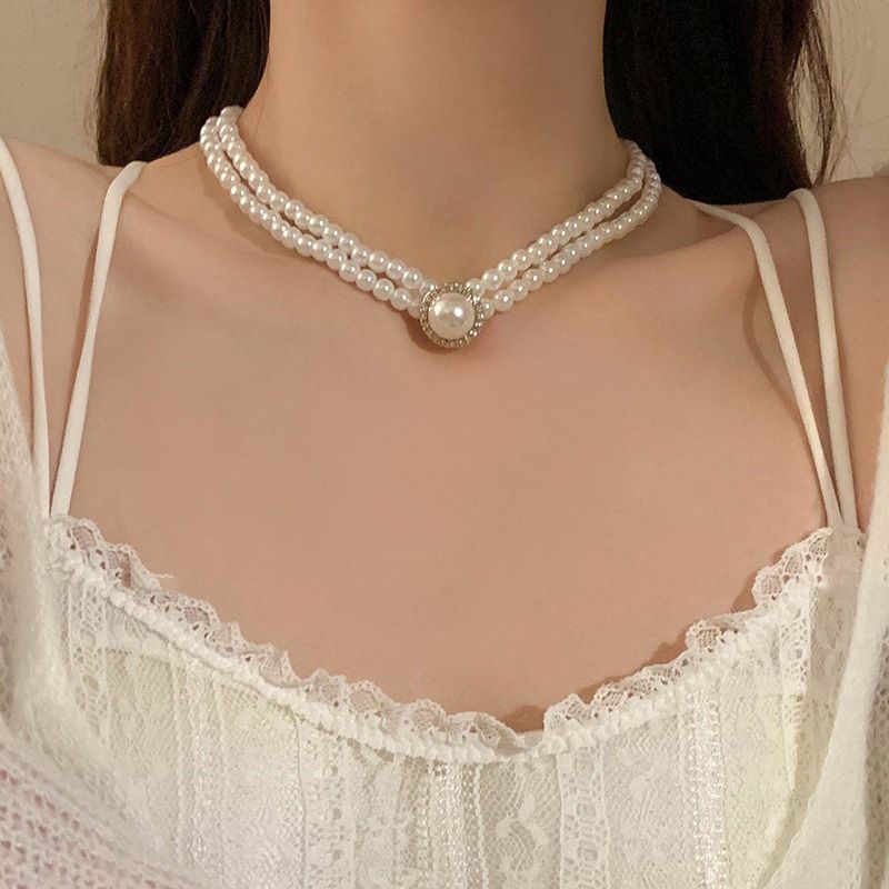 Double-layer pearl necklace, women's light luxury niche clavicle chain design 2023 new style trend_voghion.com