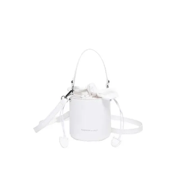 Mini Exquisite Wäinrout Glänzend Lack Uewerfläch Crossbody Tasche 2024 Nei Schleifen Drstring Ënneraarmtaschen High Street Lippenstift_voghion.com