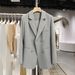Blazer grigio sofisticato in stile britannico per donna - Giacca corta sartoriale di ispirazione francese, misto poliestere antipiega, doppiopetto formale_voghion.com