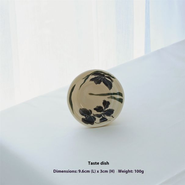 Elegant Black Floral Ceramic Dinnerware Set – 6-Piece Microwave Safe Tableware With Iris Patterns – Vintage-Inspired Stoneware Bowls & Plates_voghion.com