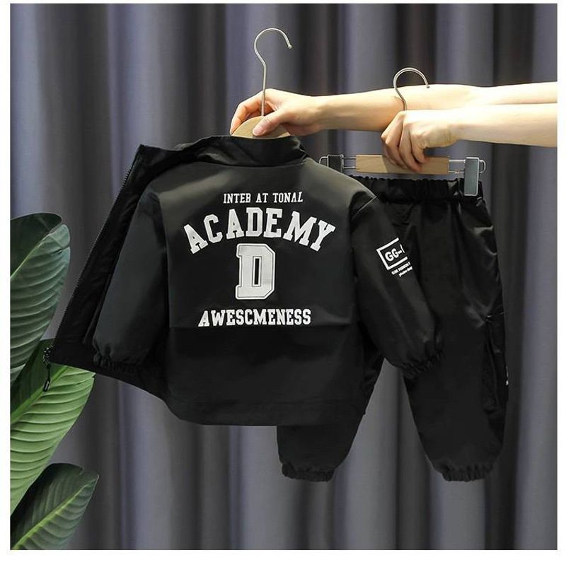 Kinderanzug Baby Frühling Trendy Fried Street Tooling Wind Kleidung Zweiteilige Jungen Neue Mode Kinderkleidung_voghion.com