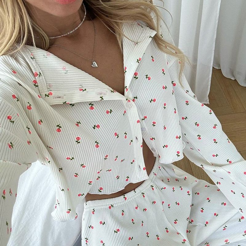 2024 Autumn And Winter Knitted Printed Fashion Loose Long Sleeve Trousers New Pajamas Women's Home Clothes_voghion.com