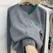 Damenbekleidung im japanischen Stil, V-Ausschnitt, Color-Block-Cardigan – Übergroßer Strickpullover mit Herzmuster (Weiß, Grün, Grau), Einheitsgröße_voghion.com