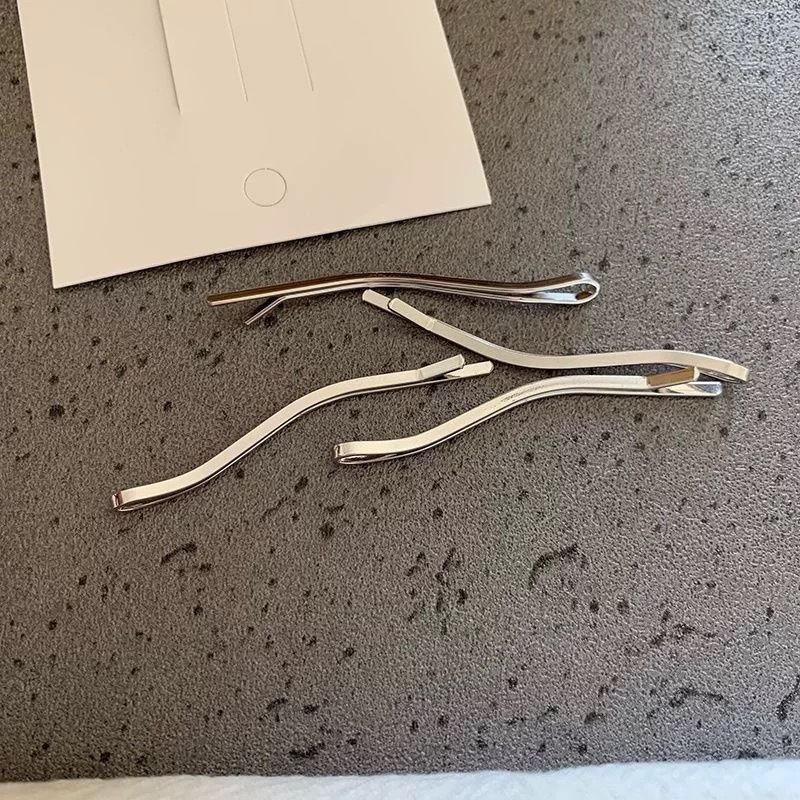 Ins Wind With Silver Wave Small Side Cool Temperament Hair One Word Clip, Bangs Clip_voghion.com