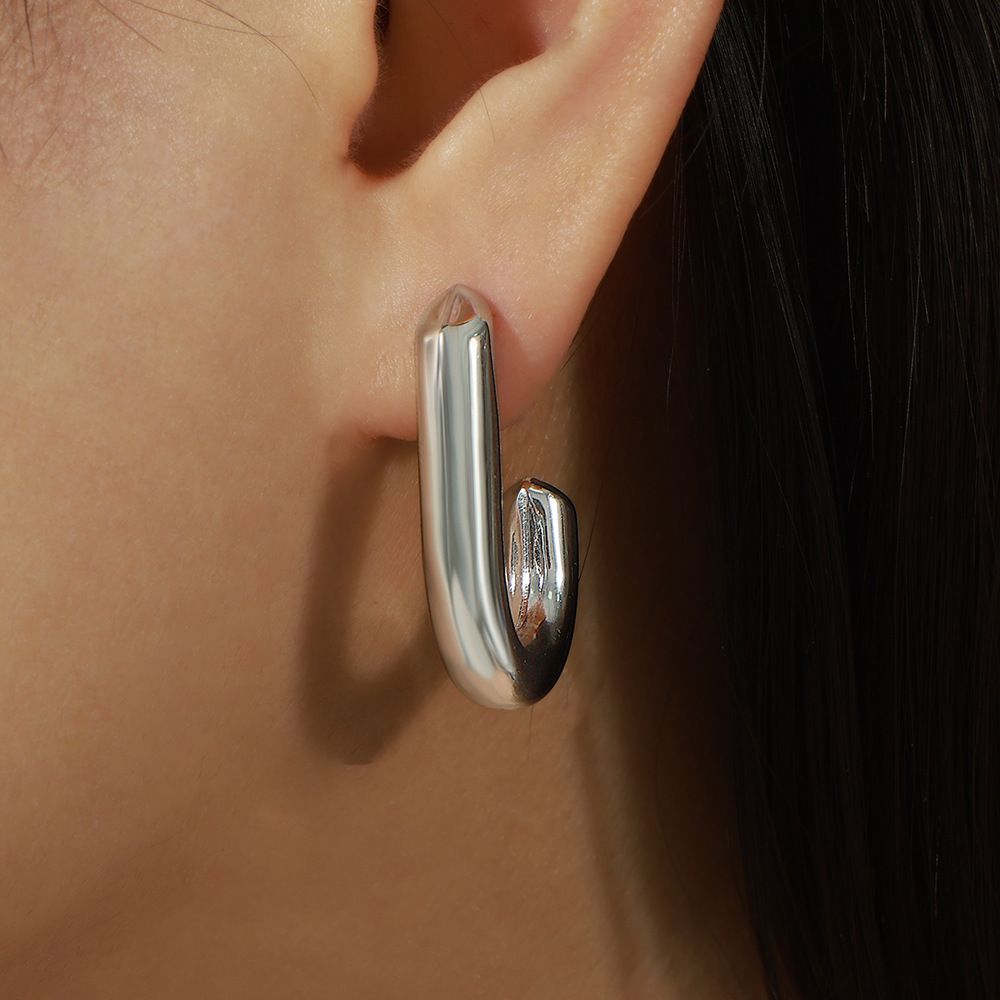 Neue Nischendesign-Ohrringe, schlichte Persönlichkeit, Titanstahl, vergoldet, J-förmiges Design, Ohrringe, Schmuck_voghion.com