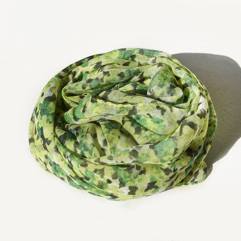 2024 new classic floral simulation silk scarf fashion casual shawl outdoor sun protection beach towel_voghion.com