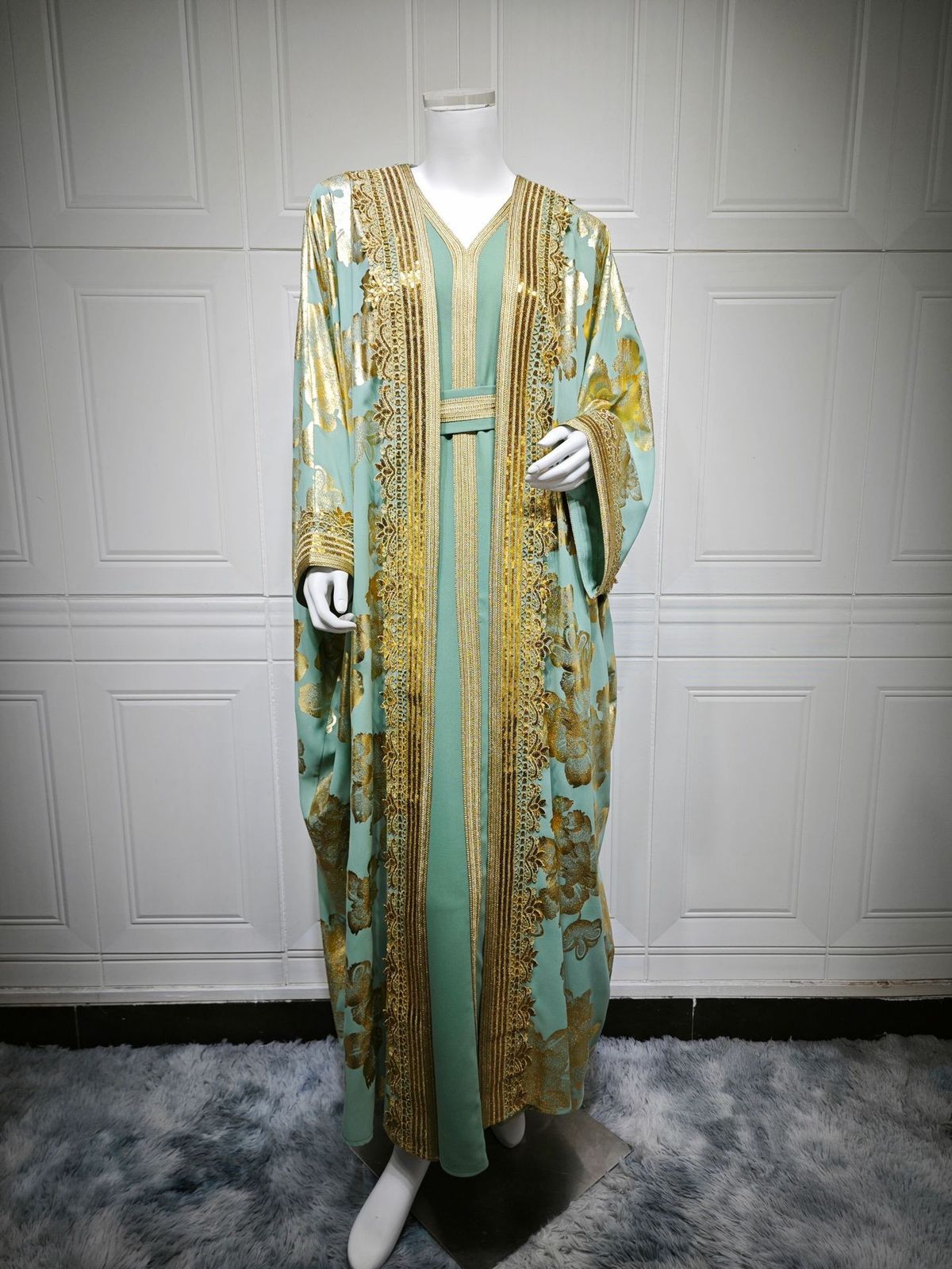 AB473 Elegantes, besticktes Dubai-Jalabiya-Kleid, zweiteiliges Set für Damen – Langärmliger Fledermaus-Kaftan mit Gürtel, Partykleidung im Stil des Nahen Ostens_voghion.com