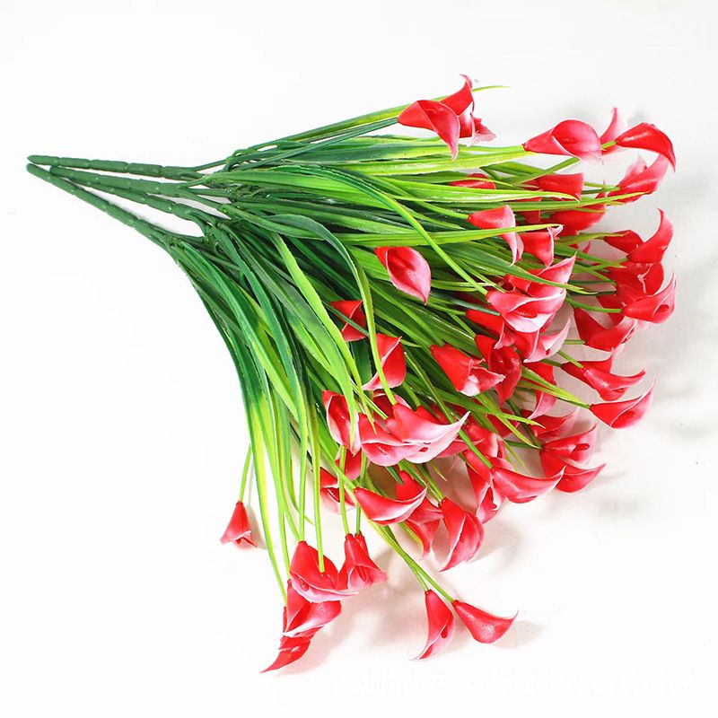 Spotsimulerede kunstige blomster, grænseoverskridende simulerede planter, calla liljer, simulerede kunstige blomster, engros dekorative plastikblomster_voghion.com