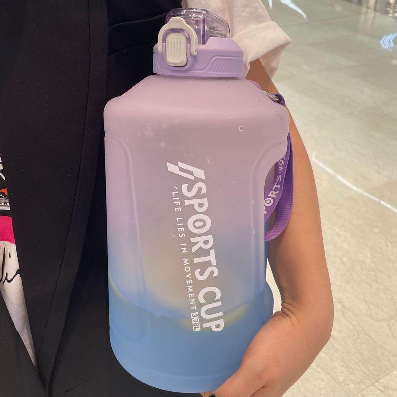 Plastmasas glāze ūdens glāze studentu augstas izskata pārnēsājama āra sporta liela ūdens glāze liela ietilpība tonnu mucas fitnesa tējkanna_voghion.com