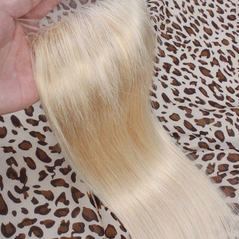 100% ægte brasiliansk jomfru menneskehår 613# Lys blond farve 4*4 schweizisk blonde lukning 150% tæthed_voghion.com