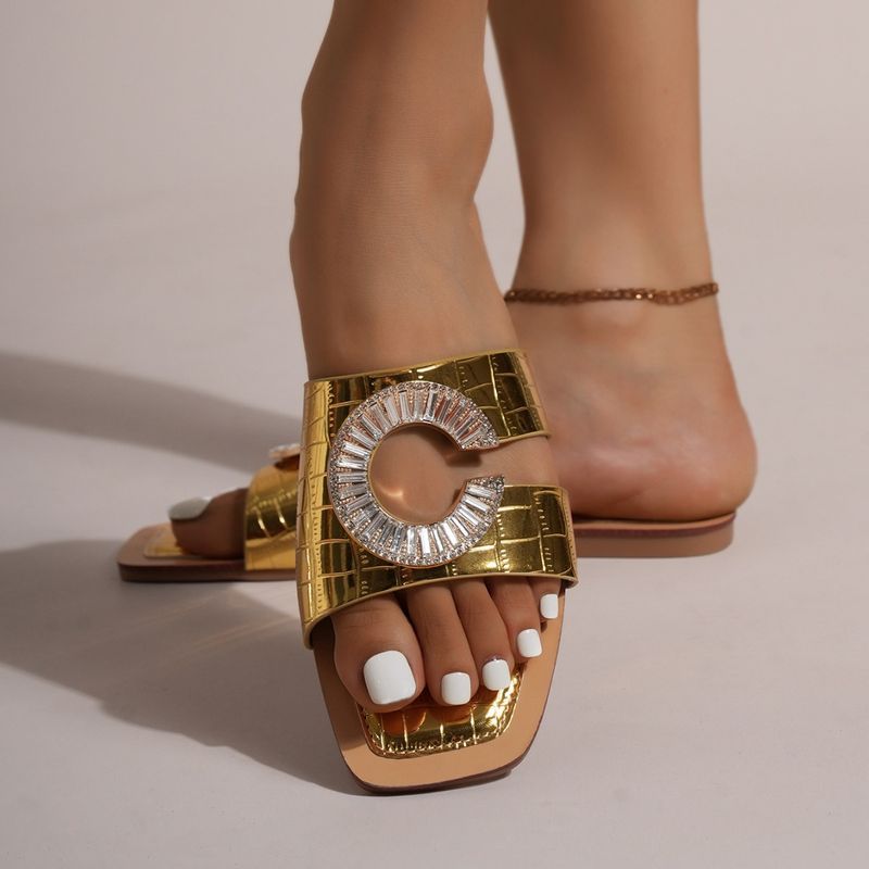 Damenschuhe Heißer Verkauf Sommer Damen Hausschuhe Karree Flache Unterseite Strass Dekoration High-End-Sandalen SchuheGoldene Schuhe_voghion.com