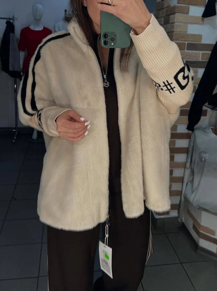 Oversized Patchwork Jacket - Japanese Streetwear Style Color-Block Coat With High Collar (White/Coffee/Cream, Sizes XS-XXXL)_voghion.com