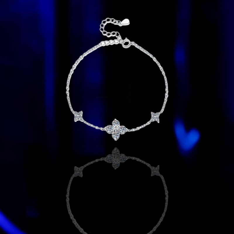 Bracciale da donna in argento puro con moissanite Lucky Clover da 1,2 carati, di alta qualità_voghion.com