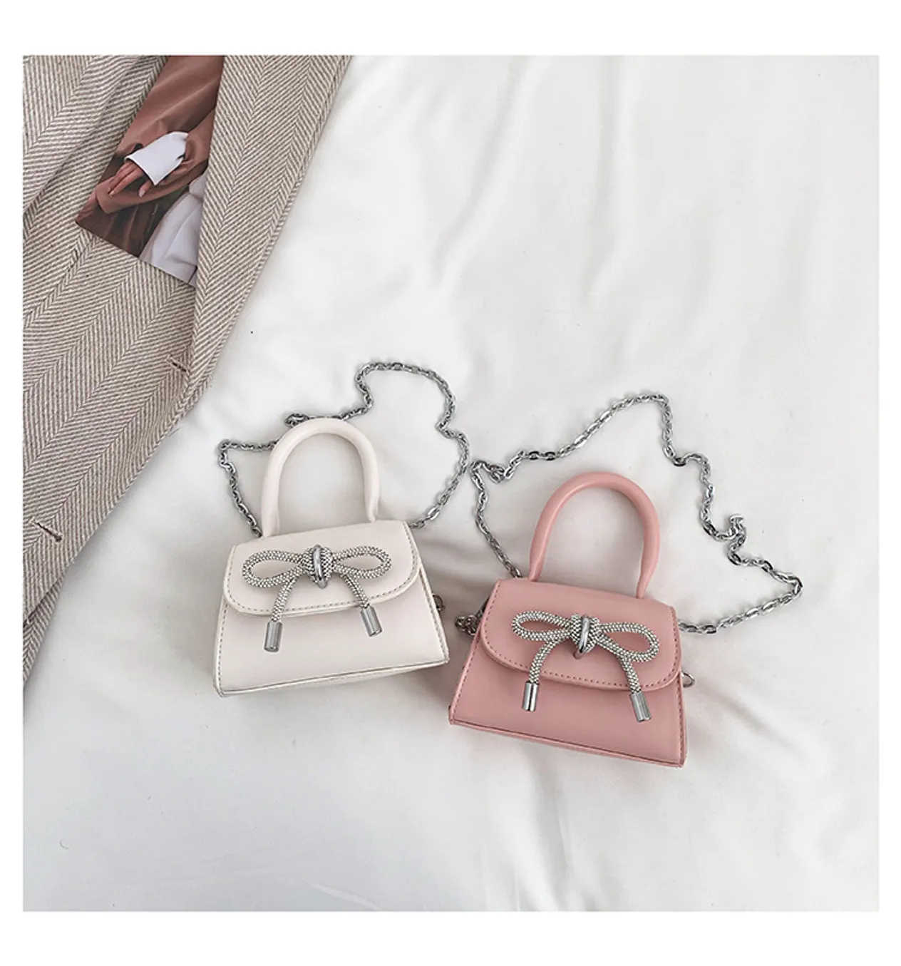 Sac pour enfants de petite fille, nouveau sac à main pour fille avec nœud clouté de diamants de printemps et d'été, sac à bandoulière en chaîne pour femmes de niche, sac rouge pour femmes_voghion.com