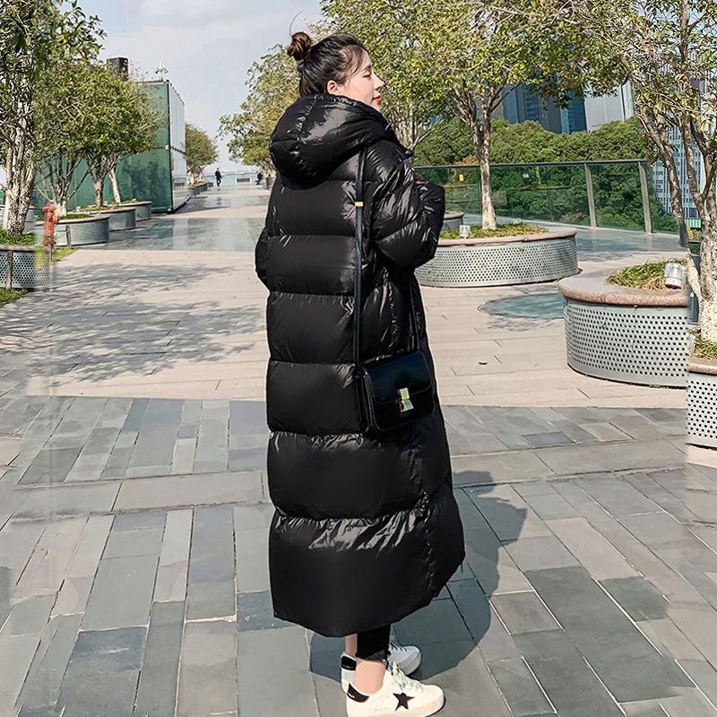 2023 Nuovo Addensare Neve Parka Moda Antivento Lucido Giù di Cotone Con Cappuccio Giacca da Donna Inverno Cappotto Lungo Allentato 4XL Signore_voghion.com