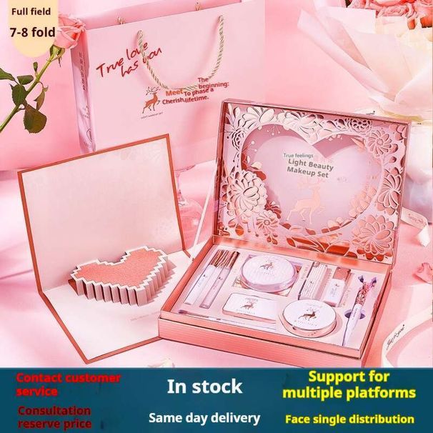 Zéngdeelegt Schéinheetsset. Valentinsdagscadeauen fir Frëndinnen: Lippenstift-Sets, Make-up-Sets_voghion.com