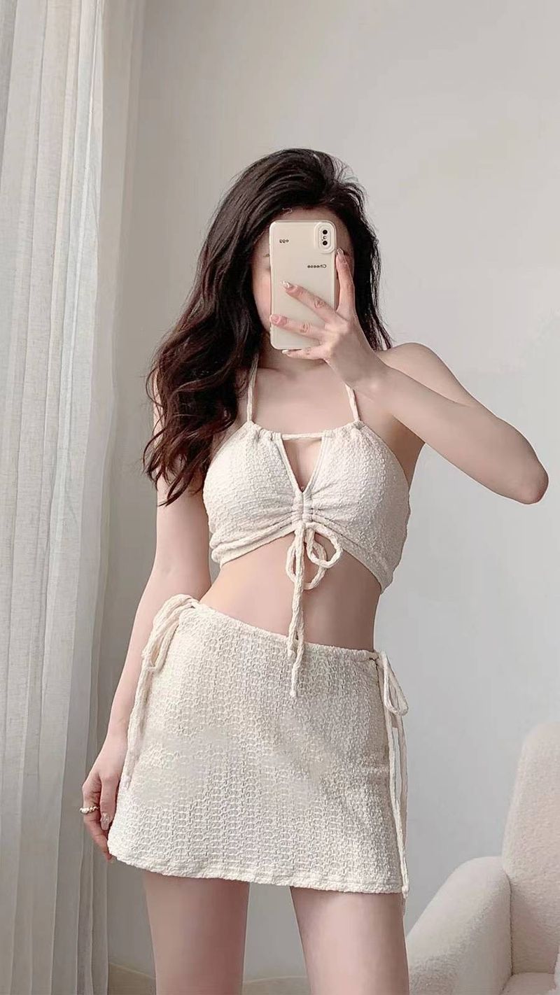 ​Women's Lace-Up Crochet Bikini Set - Sexy Halter Triangle Swimwear With Cut-Out Design (3-Piece High-Waisted Beach Vacation Pool Party Essential)​_voghion.com