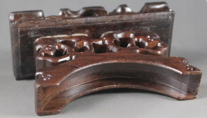 China wood Showing stand for bangle hairpin or sword wooden decoration crafts_voghion.com
