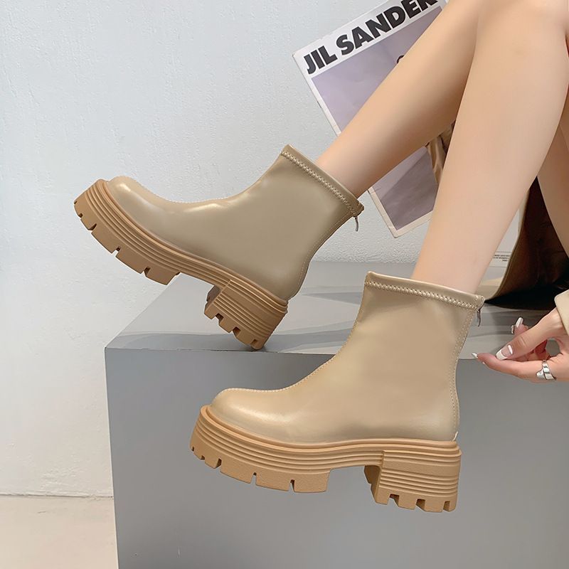 2023 neue britische Art Französisch kleine kurze Kleber Schuhe Streaming tragen Mode dicke Unterseite weibliche Martin Stiefel_voghion.com