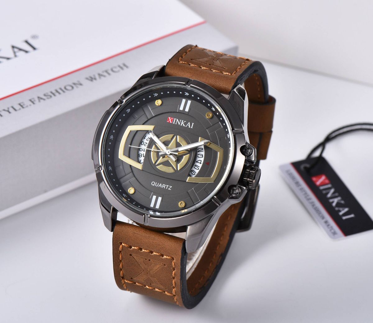 Stile elegante e moderno, quadrante personalizzato personalizzato, cinturino per orologio da sutura per auto morbido e confortevole, viaggi d'affari, orologio al quarzo da uomo di lusso_voghion.com