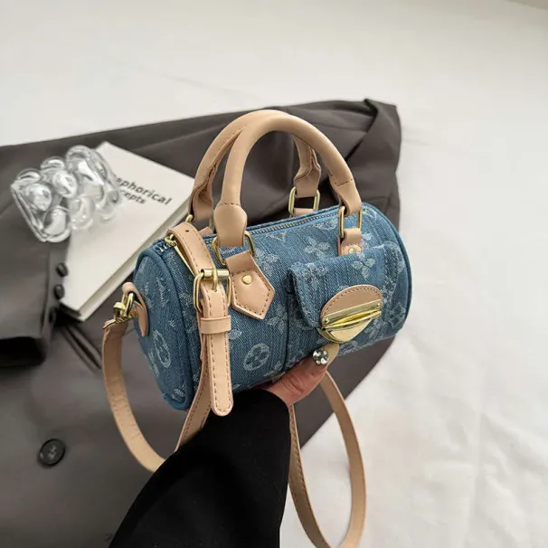 Nuovo designer per borse a cuscino da donna in denim intrecciato, borsa a mano, tracolla, moda trendy, borsa blu da donna_voghion.com