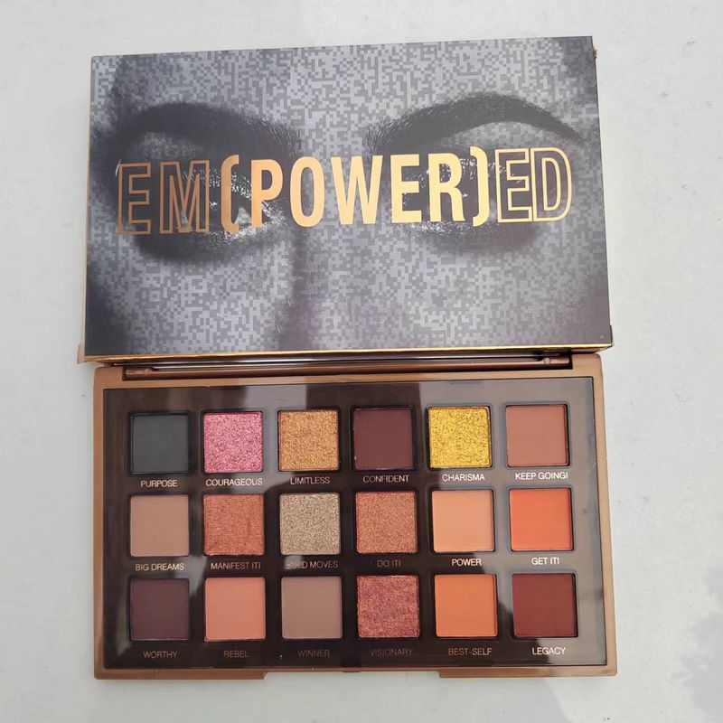 Augsta izskata līmeņa Earth Eyeshadow Tray Reverse Rose 18 Eyeshadow Crisp Rice Glitter_voghion.com