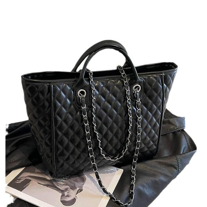 Women's Tote Bag Diamond Lattice Large Capacity Women's Bag Chain Bag Hand Bag Single Shoulder Commuter Style_voghion.com