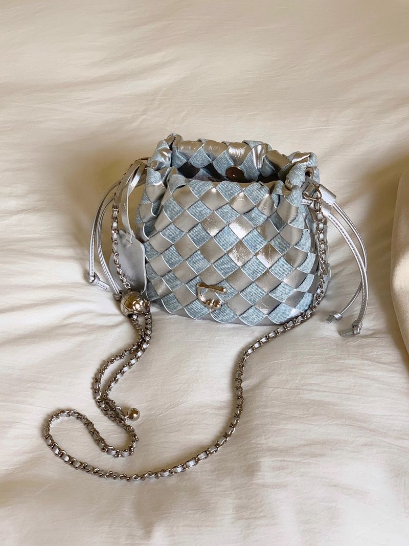 2025 Nei Nischedesign Damen Eemertasch Summer Novelty Webketten Schëller Crossbody Kleng Tasch Trendy Moud Honnerte_voghion.com