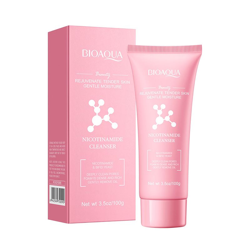 Detergente viso idratante e ringiovanente BIOAOUA Niacinamide in inglese completo_voghion.com