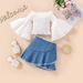 Grenzüberschreitende Kinderkleidung für Kinder im Frühlings- und Sommerstil, modischer Chiffon-One-Shoulder-Trompetenärmel-Top-Jeansrock-Mädchenanzug_voghion.com