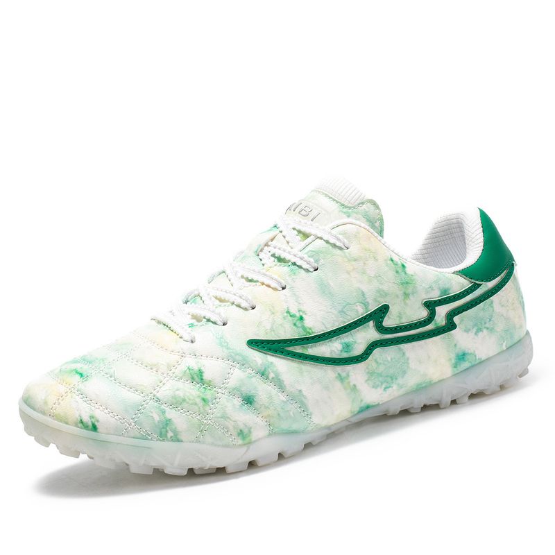 Soccer shoes Low top soccer shoes broken nails Korean version of fashion personality soccer shoes_voghion.com