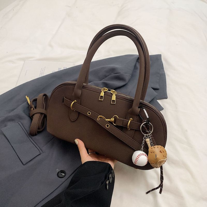 Matte shell bag, large capacity fashionable handbag for women, 2024 autumn and winter new item, high-end versatile_voghion.com
